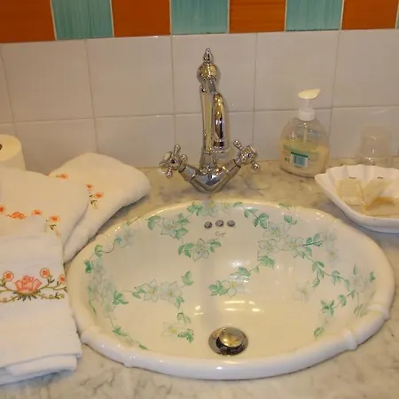 Casa Barbara Bed & Breakfast 3*