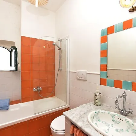 فندق مبيت وإفطار Casa Barbara أمالفي